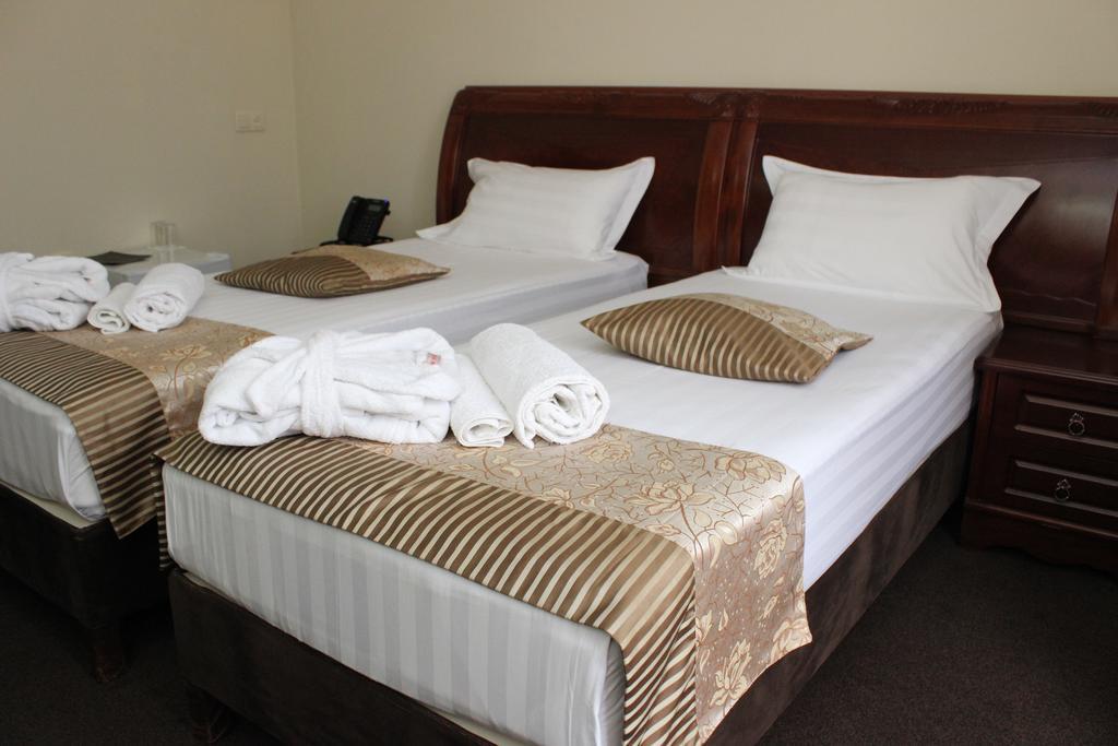 Hotel Vanilla Batumi Room photo