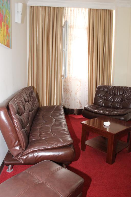 Hotel Vanilla Batumi Room photo